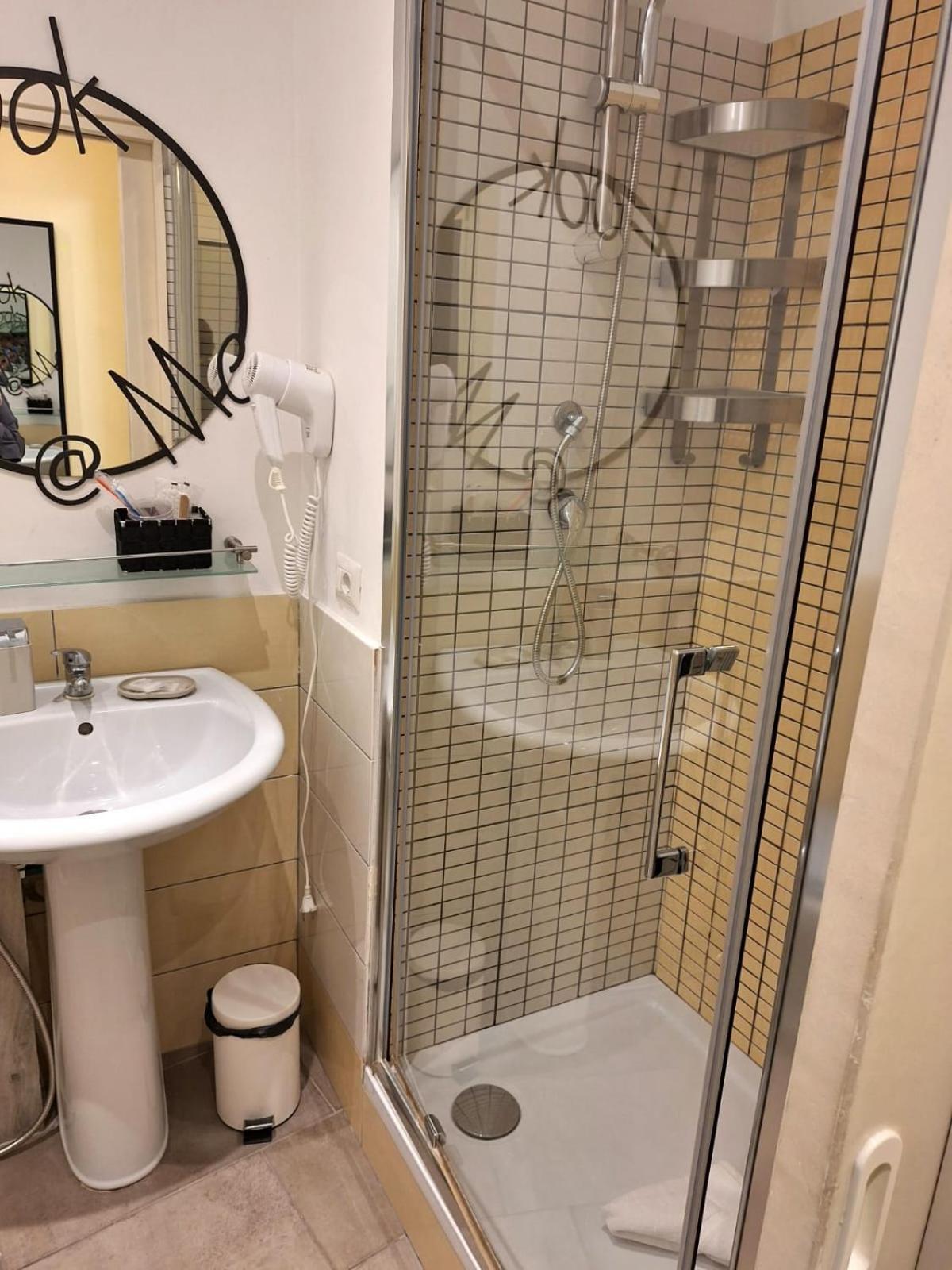 Re Di Roma Nice Rooms エクステリア 写真